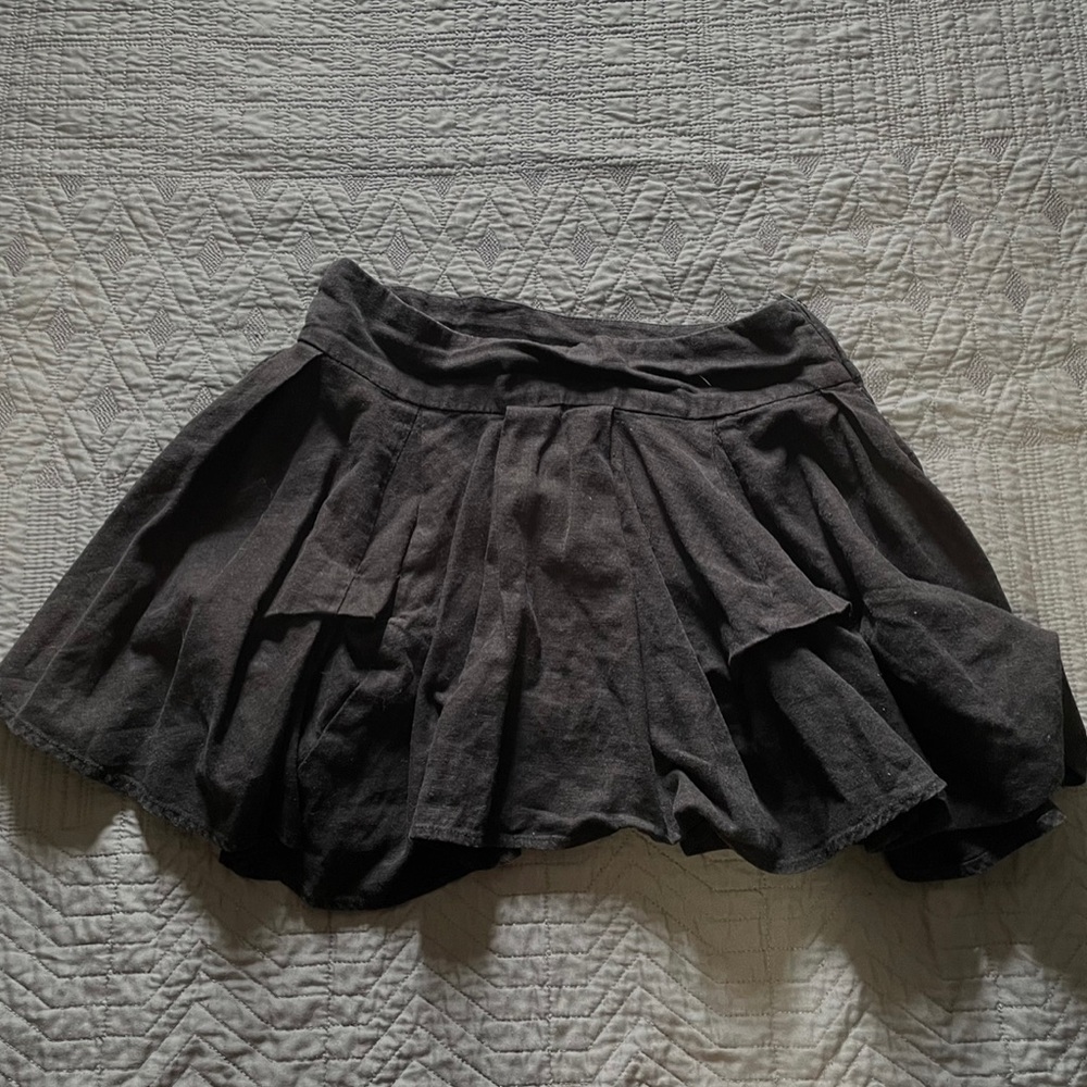 Black Short Skirts